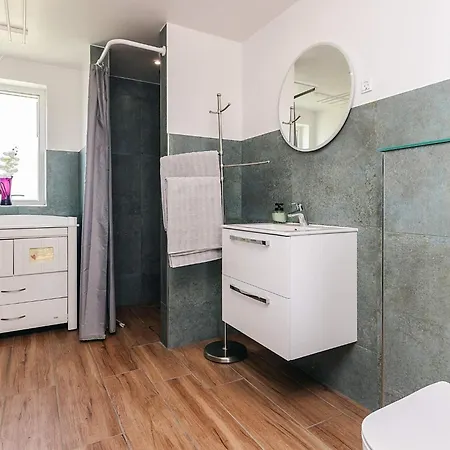 4 Star In 度假居 *